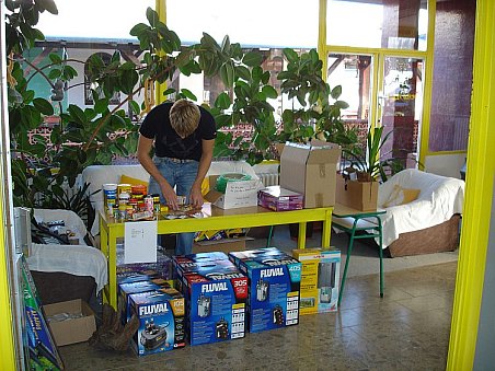 K prodeji se připravovala i firma AkvaHumble, která na burzu dovezla nějakou tu techniku.