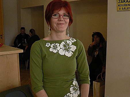 Renata u pokladny - úsměv pouze za 30 Kč ;-)